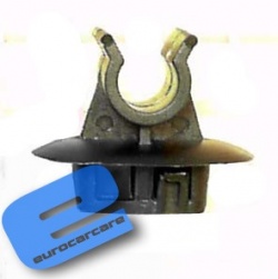 ECC6997A9 - Bonnet Stay Clip