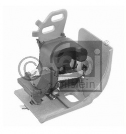 ECC8200035447 - Exhaust Mounting Centre