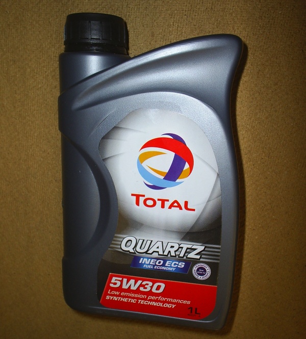 Total Quartz Ineo ECS 5W30 engine oil 1L